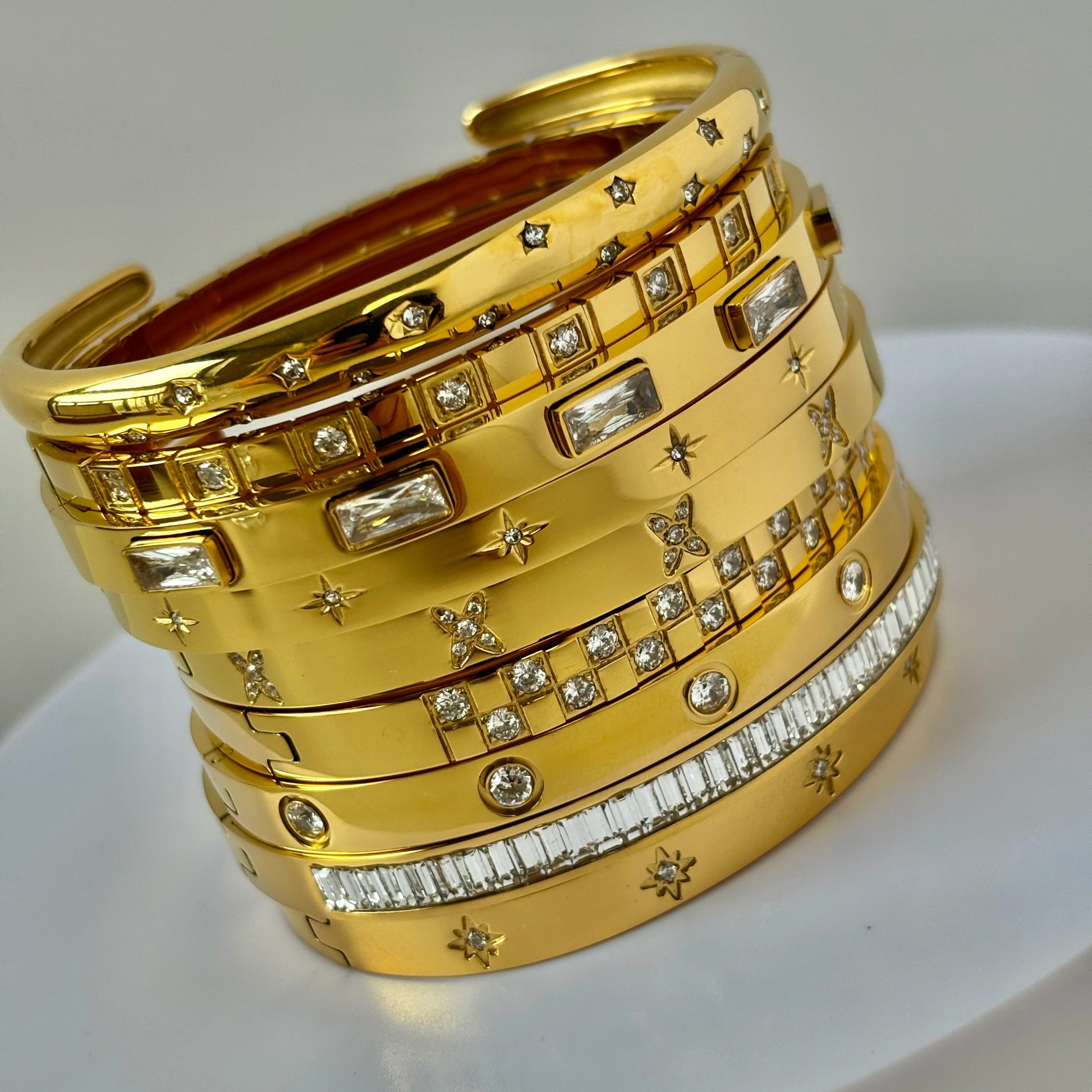 Waterproof Luxury Colorful Cubic Zirconia Bangles Stainless Steel Open Bracelet Bangle 18K Plated Fashion Jewelry Women